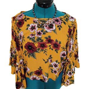 Woman's Floral Blouse Charlette Russe Winged Sleeves Size Small
